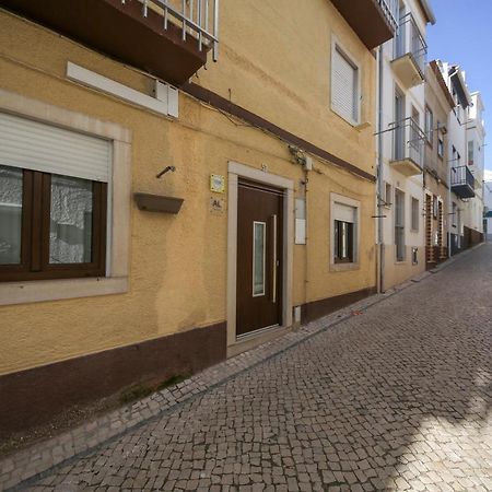 Dina Beach House Avo Mariana Nazare Exterior photo